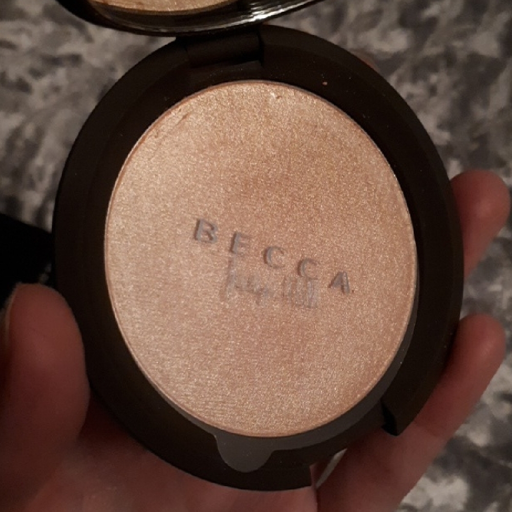 BECCA Shimmering Skin Perfector Pressed - C Pop NIB - Picture 7 of 7